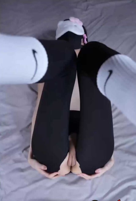 女生上厕所图片_女生上厕所动态图_女生上厕所表情包...高清在线观看